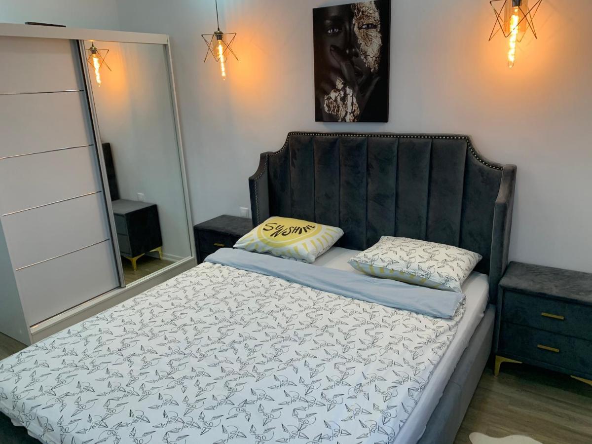 Stefanestii de Jos Raphael Apartment North Bucharest Cosmopolis מראה חיצוני תמונה