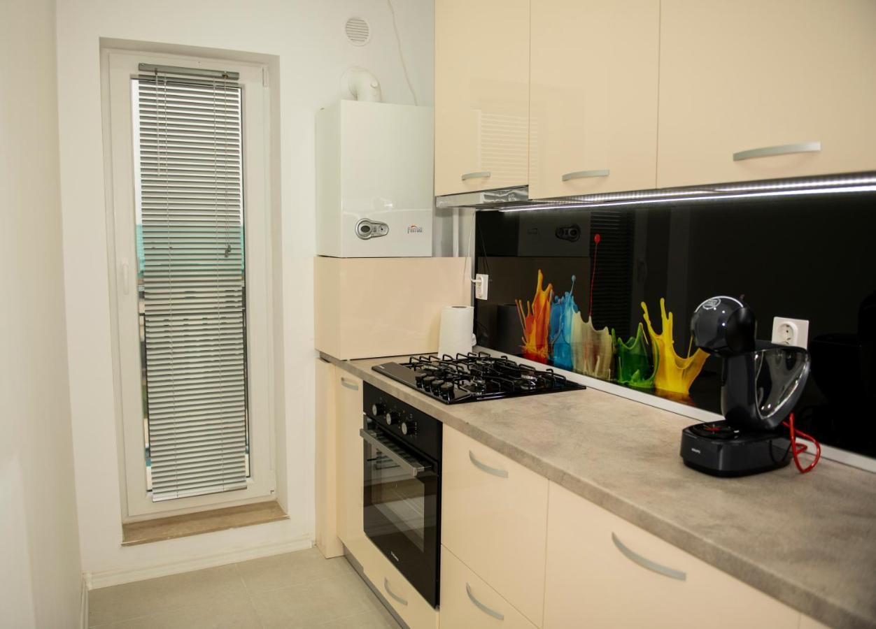 Stefanestii de Jos Raphael Apartment North Bucharest Cosmopolis מראה חיצוני תמונה