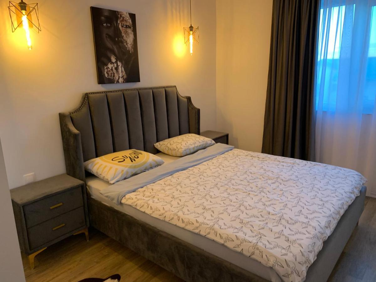 Stefanestii de Jos Raphael Apartment North Bucharest Cosmopolis מראה חיצוני תמונה